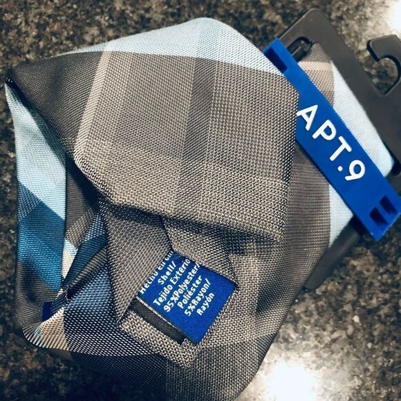 Blue Gray Plaid Apt. 9 Men’s Dress Neck Tie - Picture 3 of 3